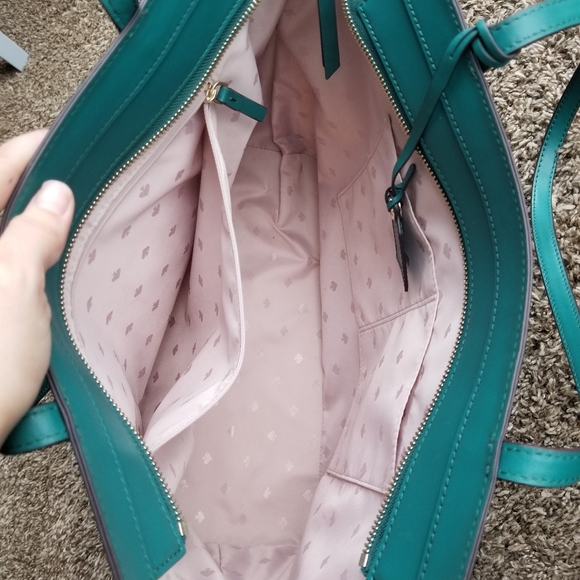 Kate Spade Large Tote - Picture 2 of 7